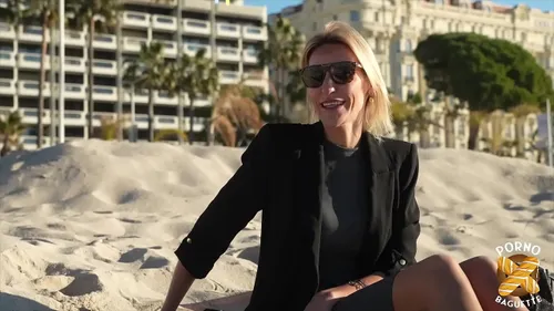 MILF française Anouk : première sodomie filmée amateur