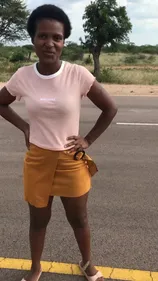 Blackette pute baisée en plein air - Quickie sauvage